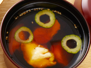白和え(のっけるふりかけ<まぐろとわさび茎の醤油麹煮>)